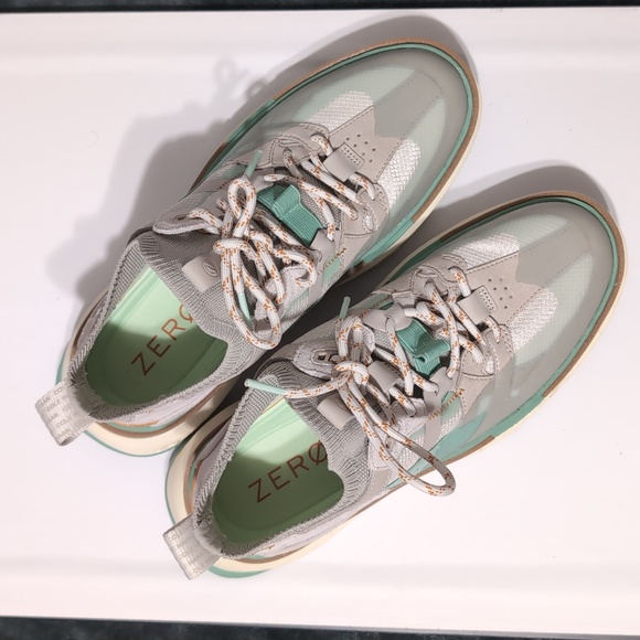 COLE HAAN Women's 5.Zerogrand Lace-Up Work Sneakers - Size 8.5 - Picture 2 of 9